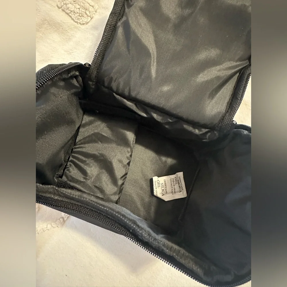NWT iZONIX Mini Camera Bag for Instax